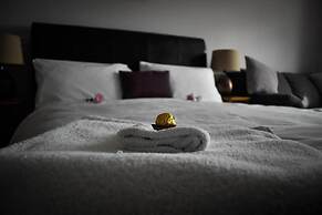 TLC Exmouth Bed and Breakfast