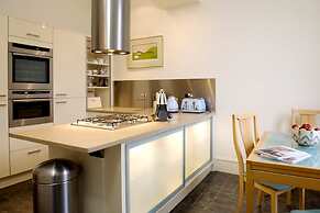 Luxury Central Old Town Suite Edinburgh