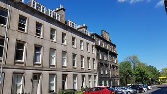 Luxury Central Old Town Suite Edinburgh