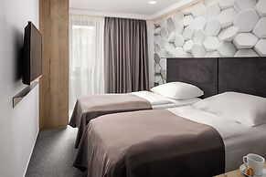 4 Smart Hotel