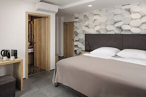 4 Smart Hotel