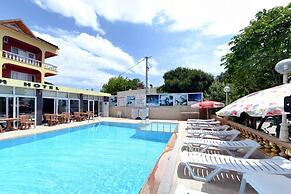 Yasemin Hotel