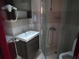 Yasemin Hotel