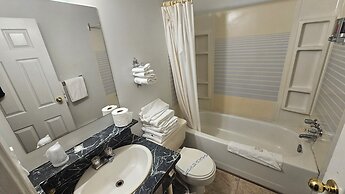Camelot Court Motel