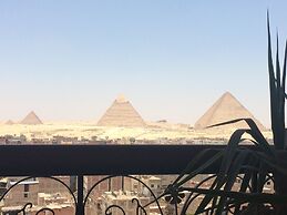 Giza Pyramids View Guest House