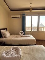 Giza Pyramids View Guest House