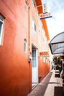 Hotel Emily