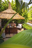 Parna Hotel