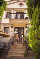 Parna Hotel