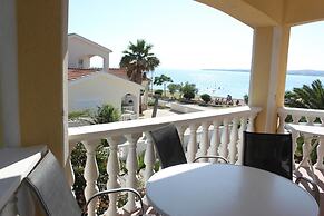 Apartments Dernaj