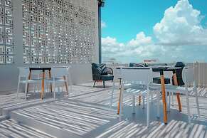Macondo Quinta Avenida Residences