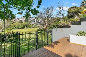 Surfer's Loft Tamarama
