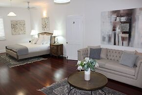 Fairlawn Estate
