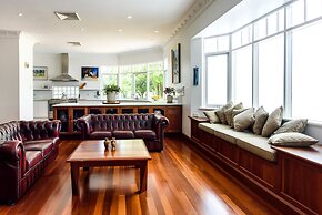 Fairlawn Estate