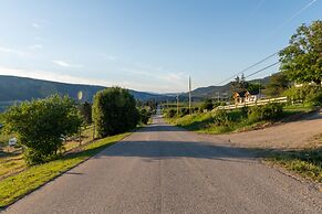 Misty Mountain B&B
