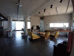 ArtHouse