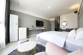 Hotel RAUM
