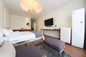 Hotel RAUM