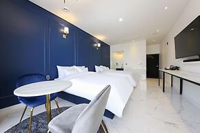 Hotel RAUM
