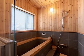 Owl House Niseko