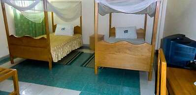 Palm Springs Hotel