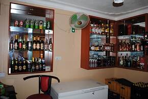 Prime Rose Hotel