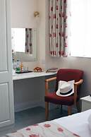 Redcliffe Hotel