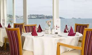 Redcliffe Hotel