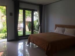 Full Moon Guest House