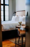 Exmo Hotel by Olivia