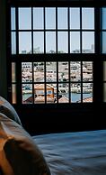 Exmo Hotel by Olivia
