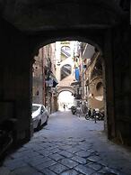 L'arco e il vico