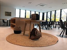 Hotel Cubis