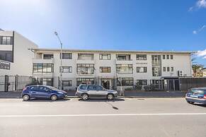 Vibrant and Safe 2 Bedroom Apartment