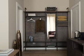 Della Spiga Suites by Brera Apartments
