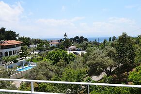 Orestis Suites