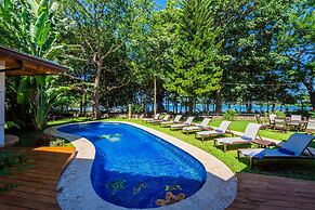 Blue Jewel Oceanfront Private Villa