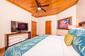 Blue Jewel Oceanfront Private Villa