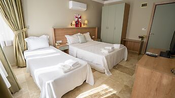 Ebruli Otel Cunda