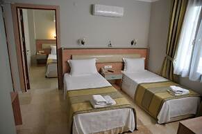 Ebruli Otel Cunda