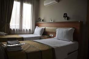Ebruli Otel Cunda
