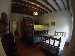 Quincha Guest House