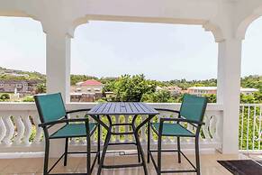 Runaway Bay Gem Villa