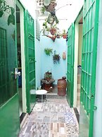 Nha Sin's Homestay - Hostel