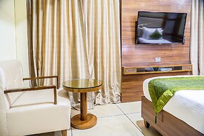 Super Inn Armoise Hotel