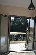 Lagkada Suites