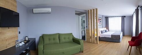 Uzer Otel