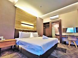Prestigo Hotel