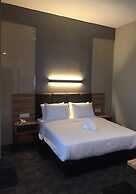 Prestigo Hotel