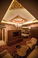 Can Deluxe Hotel